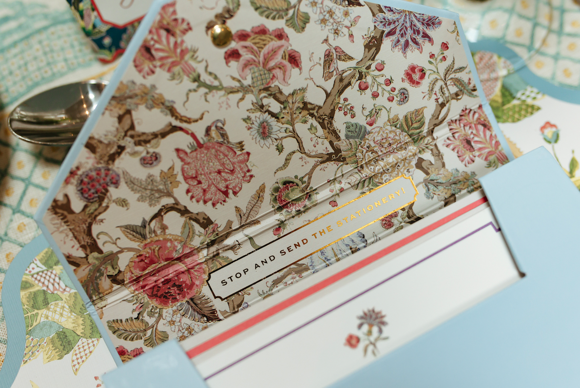 The Art of Effervescent Entertaining: A Tabletop Q&A with Cheree Berry